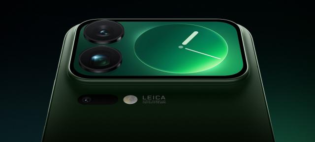 Xiaomi 17 Pro este rivalul de iPhone 17 Pro ce aduce ecran secundar în spate și rămâne la fel de compact