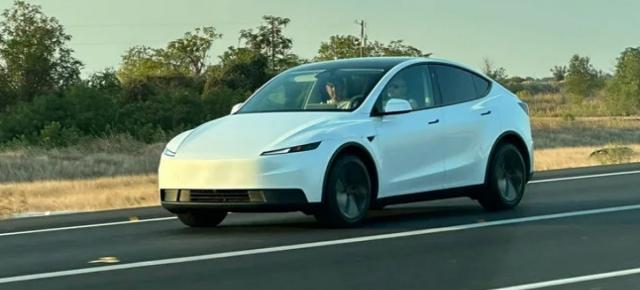 Tesla Model Y în varianta mai "de buget" apare fotografiat fără camuflaj; Cât va costa?