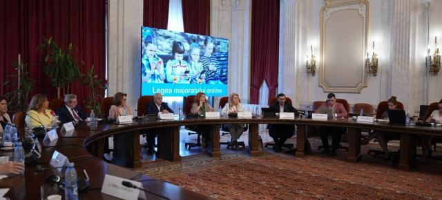 România adoptă Legea Majoratului Digital; copiii sub 16 ani vor avea nevoie de acordul părinților pentru a folosi platforme online