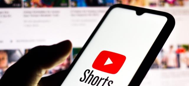 YouTube lansează editor cu vizualizare pe timeline pentru Shorts; Vine în ajutor și Gemini