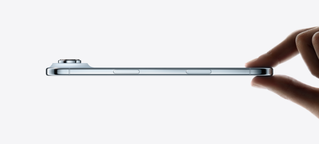 Un mare producător chinez iese din cursa pentru telefoane ultra-subțiri, modele care deși atrag priviri, nu cuceresc cumpărătorii