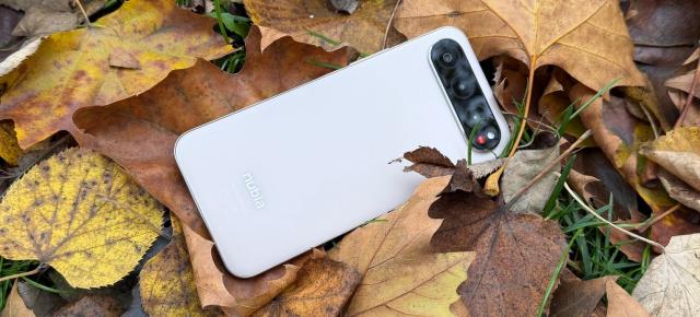 Nubia Air: Acustică mono şi cam distorsionată