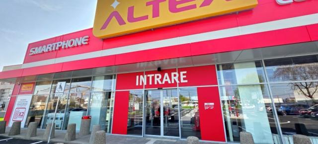 O să te surprindă ce au cumpărat cel mai mult românii de la Altex în 2025: articole de fitness, suplimente și cafea