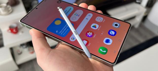 Samsung Galaxy S26 Ultra își prezintă S Pen-ul, doar pe alb și negru, dar cu vârf colorat în funcție de nuanța telefonului