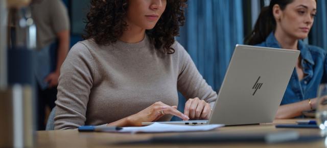 Viitorul muncii este aici: HP introduce EliteBook 6 G2q și noua gamă AI pentru business