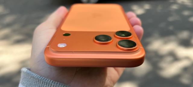 Începe războiul megapixelilor iar? Apple testează o cameră de 200 de megapixeli pentru un viitor iPhone