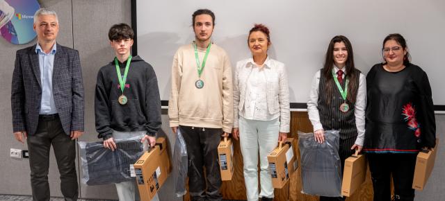 ASUS dă premii elevilor de liceu: cine a câştigat concursul ASUS Learn and Compete 2026