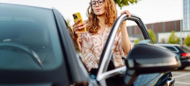 Raiffeisen Bank extinde beneficiile oferite clienților business, colaborează cu Vodafone și Bitdefender pentru pachete de soluții tech și de AI