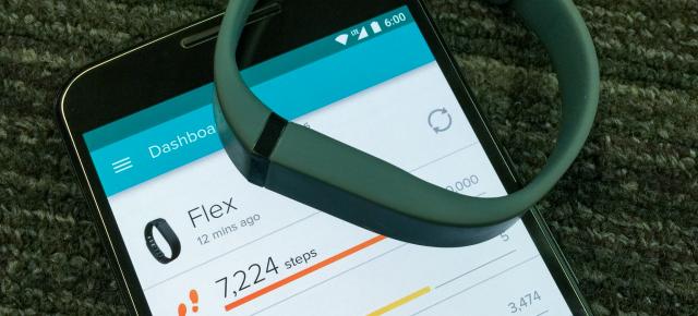 Google renunță treptat la Fitbit; serviciile ar urma să fi mutate în Google Health