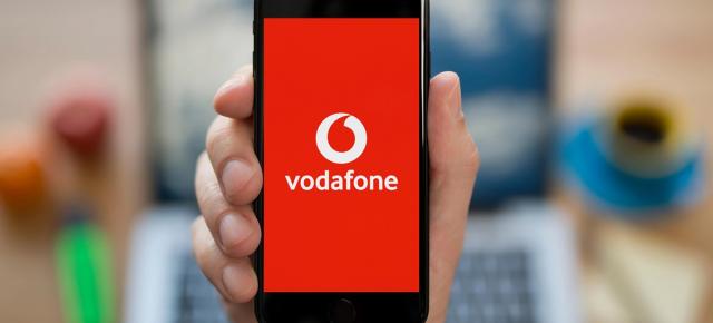 Vodafone își consolidează poziția pe piața telecom după preluarea Telekom Mobile; Operatorul continuă însă să piardă clienți în anumite zone