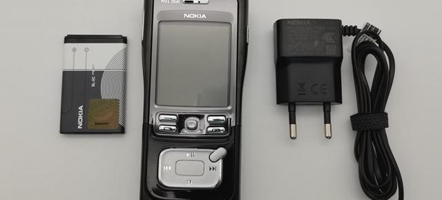 Cine își mai aduce aminte de Nokia N91, telefonul care avea un hard disk mecanic pentru stocarea muzicii?