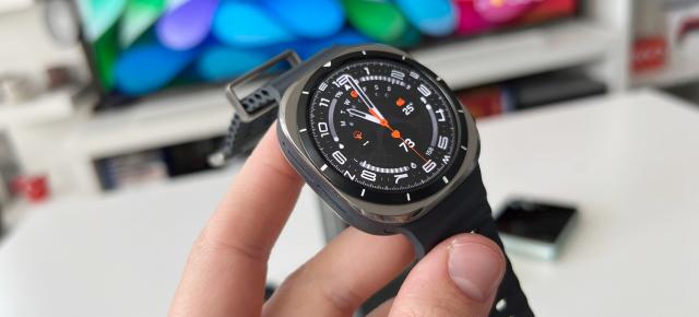 Samsung și Alcedis vor folosi datele biometrice colectate de smartwatch-urile Galaxy pentru a sprijini studiile clinice