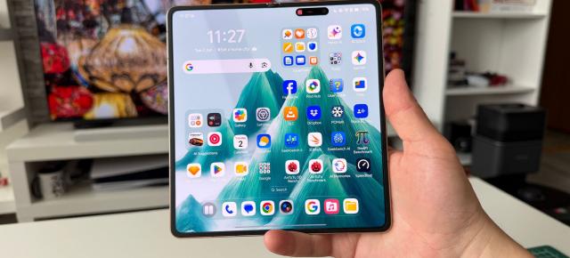 Honor Magic V6: Hardware de ultimul răcnet, pregătit pentru rivalii pliabili din a doua parte a anului