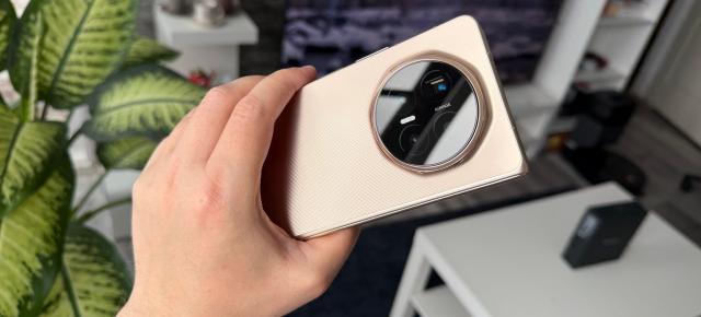 Honor Magic V6: Camera de pliabil fold pe care o vrei în buzunarul tău, la muncă și în vacanțe