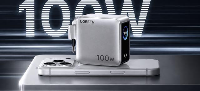 UGREEN Nexode Pro 100W ajunge în Europa cu display tactil – vezi în timp real câți wați trage fiecare dispozitiv