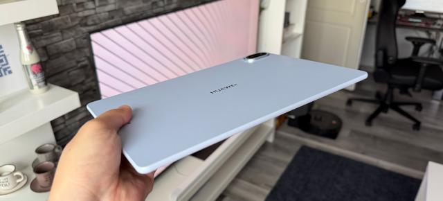 HUAWEI MatePad Air 2026: Design pastel, construcție premium și o siluetă foarte subțire