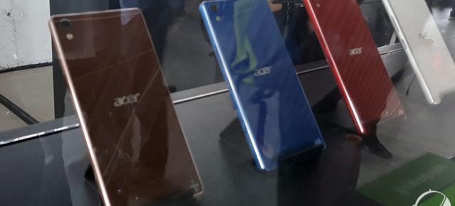 Acer încearcă o nouă abordare de design cu modelul Liquid X2; telefonul aduce mult cu gama Xperia