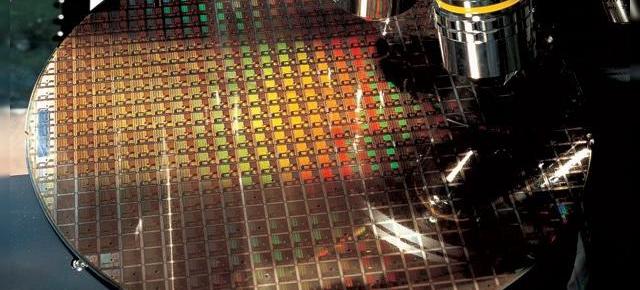 Apple ar putea avea printre furnizorii de procesor A9 pe Globalfoundries; Noul chipset ar fi bazat pe tehnologia de 14 nm