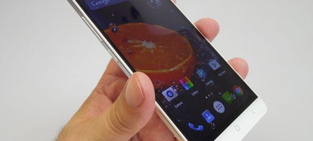 Mstar S700 Review: unul dintre cele mai arătoase smartphone-uri cu preţ accesibil, vine şi cu scanner de amprente destul de rapid (Video)