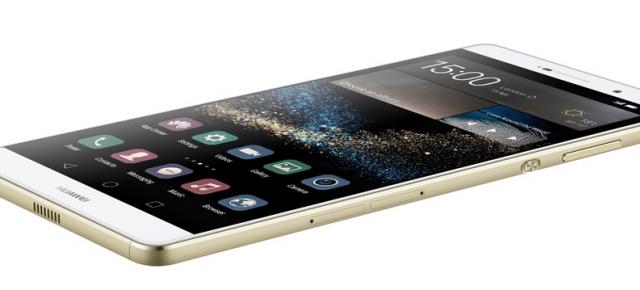 Huawei P8 Max, phablet-ul cu diagonală de 6.8 inch ajunge în stocurile Cel.ro la un preț de 2.414 lei