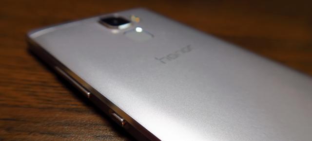 Huawei Honor 7: Design în stil luptător de K1 - solid, dar nu arătos