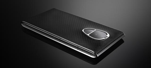 Solarin este un smartphone de 14.000 dolari ce promite o securitate de grad militar