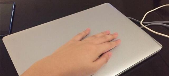 Laptop-ul celor de la Xiaomi se va numi Mi Book Pro - îl vedem astăzi în noi imagini