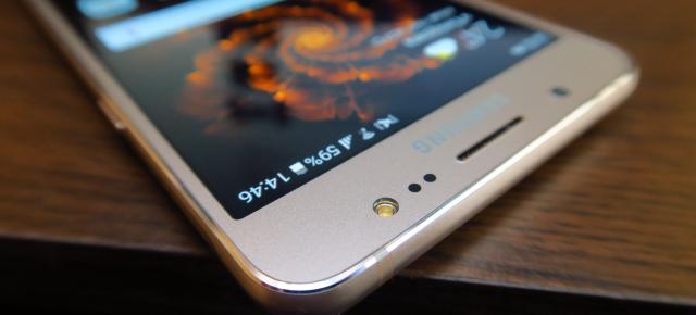 Samsung Galaxy J5 (2016): Conectivitate bună pe partea de 4G, apelurile puteau fi mai clare
