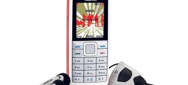 Nokia 5070 distractiv si functional
