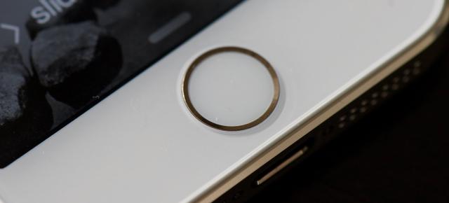Teoria conspiraţiei: scannerele de amprente Touch ID de pe modelele iPhone 6 au probleme FIX înainte de lansarea unui nou iPhone