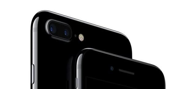 iPhone 7 şi iPhone 7 Plus în varianta Jet Black sunt predispuse la zgârieturi, conform Apple