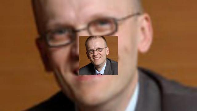 <b>Nokia nu are nevoie de tehnologia touchscreen</b>Managerul general al sectiunii de telefoane mobile de la Nokia, Antti Vasara a avut cateva lucruri destul de interesante de declarat in cadrul unui interviu recent. De remarcat a fost pozitia managerului fata de actualul trend de folosire a displayurilor...