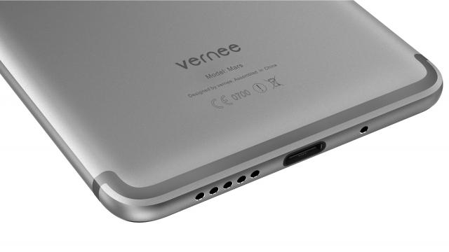 <b>Vernee e pe cai mari, pregăteşte lansarea primelor telefoane cu procesor Snapdragon 830 şi MediaTek Helio X30</b>Vernee este o companie de origine chineză ce se află la început de drum și care a reușit să ne atragă atenția prin produse foarte arătoase, accesibile și totodată bine dotate. S-a remarcat și faptul că producătorul pune accentul și asupra suportului