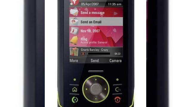 <b>Motorola MOTO Z8 disponibil in Europa</b>Cunoscut si sub numele de "monstrul media" , terminalul este disponibil incepand de astazi in Spania, urmand ca si celelalte tari europene si asiatice sa beneficieze de acest telefon destinat divertismentului via media. MOTO Z8 include un ecran QVGA TFT...