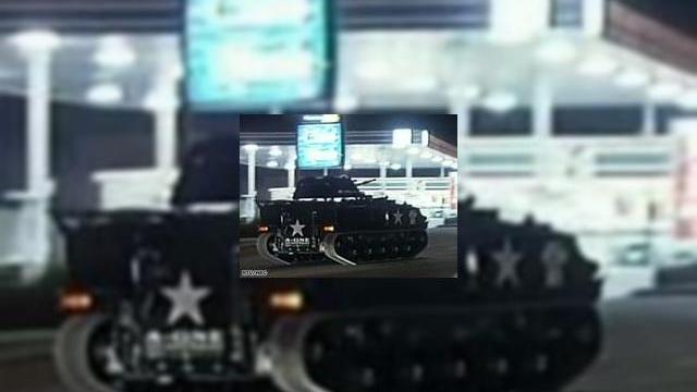 <b>Cu tancul la vanatoare de relee</b>Ati crezut vreodata ca asteptarea la coada pentru cartele Cosmote v-a enervat destul incat sa faceti victime? O factura prea incarcata va necajeste? Puteti proceda ca si australianul care si-a scos tancul la plimbare prin Sydney, vanand relee de...