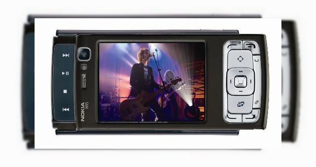 <b>Noul Nokia N95 va include un display VGA</b>Cele mai noi zvonuri online sugereaza faptul ca versiunea updatata de Nokia N95 va dispune de un display VGA, pe langa cei 8GB spatiu de stocare si carcasa neagra. Terminalul va fi disponibil dupa lansarea din data de 29 august si va face trecerea de la...