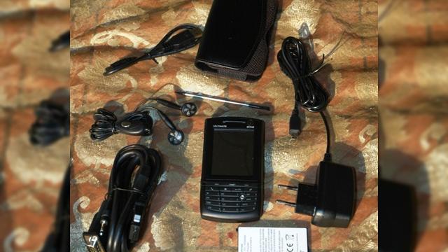 <b>Detalii despre i-mate Ultimate 8150</b>Trebuie sa recunoastem ca terminalul arata mult mai bine in aceasta varianta, decat in nuanta initiala "sampanie" pe care o vazusem. Redactorii site-ului ce4arab au avut ocazia de a testa noul i-mate Ultimate 8150, declarandu-se multumiti de...