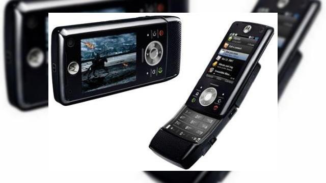 <b>MOTO RIZR Z8, disponibil in varianta sa neagra</b>Se pare ca noul trend al telefoanelor high-end este includerea unor margini verzi stralucitoare... Sony Ericsson k850i include un astfel de feature, iar Motorola RIZR Z8 este de asemenea adeptul unui astfel de look. Totusi, pentru utilizatorii mai sobri,...