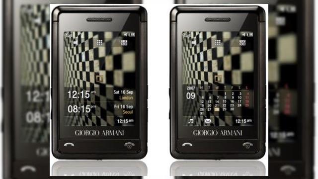 <b>Telefonul Samsung Armani are un feature surpriza: feedback tactil</b>Puteti admira in imaginea urmatoare mult asteptatul Armani Phone, creat de Samsung, in colaborare cu celebrul designer italian. Unul dintre feature-urile sale surpriza este interfata sa, bazata pe feedback haptic. Terminalul este un tri-band 900/1800/1900...