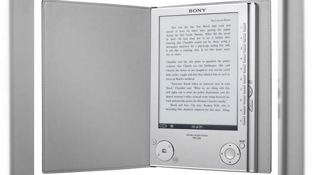<b>Sony lanseaza un nou Reader portabil</b>A trecut un an de la lansarea primului Sony Reader si iata ca a venit timpul ca producatorul japonez sa anunte oficial varianta 2.0 a gadgetului, PRS-505, disponibil catre sfarsitul lunii la pretul de 300 de dolari. Noul Reader soseste dotat cu mai multa...