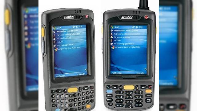 <b>Motorola anunta o functie GPS pentru MC70</b>Motorola tocmai a anuntat o noua versiune a celebrului computer mobil MC70, varianta integrand functii GPS. Admirati terminalul in urmatoarea imagine: Aceasta noua optiune a computerului mobil cel mai bine vandut de catre Motorola va permite companiilor...