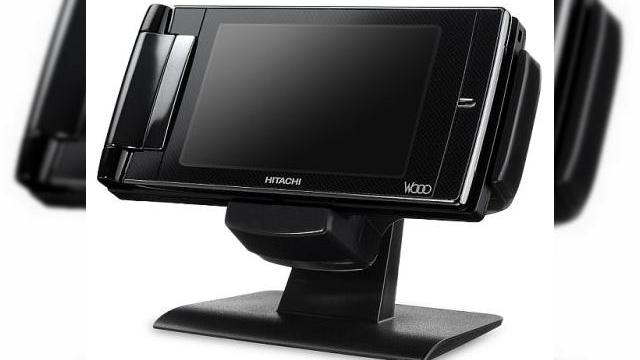 <b>Telefonul Hitachi W53H, o frumusete</b>Producatorul Hitachi stie cu siguranta definitia stilului cand vine vorba de telefoane mobile, avand in vedere designul terminalului W53H, pe care-l puteti admira in imaginea urmatoare. Masurand doar 14.2mm in grosime, W53H asigura cea mai buna experienta...