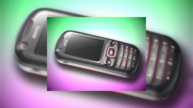 <b>BenQ a lansat telefonul mobil M7</b>BenQ tocmai a lansat terminalul mobil M7, handset dotat cu o serie de caracteristici neobisnuite penru telefoanele mobile de rand. Avem de-a face cu un terminal rezistent, dar in acelasi timp stilat, pe care-l puteti admira in aceasta imagine: Forma...