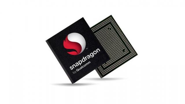 <b>Puternicul procesor Qualcomm Snapdragon 835 primeşte primele benchmarkuri, care dezvăluie prezenţa a 8 core-uri, GPU Adreno 540</b>Deși a fost anunțat oficial luna trecută, procesorul Qualcomm Snapdragon 835 nu și-a dezvăluit prea multe dintre dotările sale, dar astăzi avem ocazia să aflăm câteva informații interesante. În primul rând, se pare că acest chipset va oferi o arhitectură