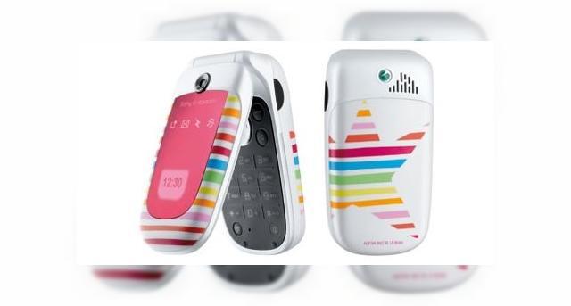 <b>Sony Ericsson Z310, un telefon in editie speciala</b>Toata lumea adora editiile speciale, in special cand vine vorba de terminale de top, deoarece acestea dau senzatia utilizatorilor ca ei poseda ceva unic. Vodafone Europa tocmai a lansat editia speciala a lui Sony Ericsson Z310, pe care il puteti admira in...