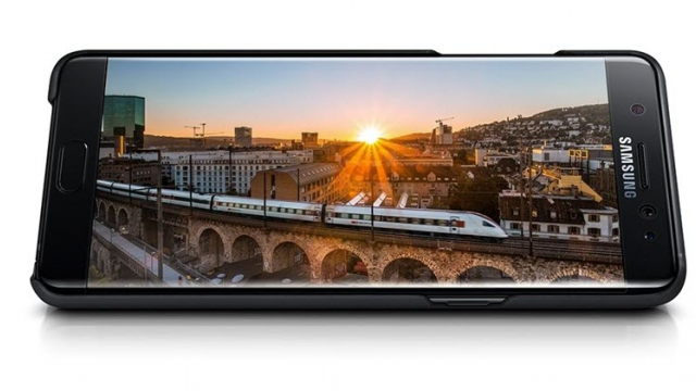 <b>Nu încercaţi aşa ceva în aeroport! Un zbor a întârziat pentru că cineva şi-a numit hotspotul WiFi "Galaxy Note 7"</b>Putem spune că phablet-ul Samsung Galaxy Note 7 încă provoacă haos chiar și acum când a fost retras de pe piață. O pățanie banală la prima vedere aproape că a obligat o companie aeriană să 