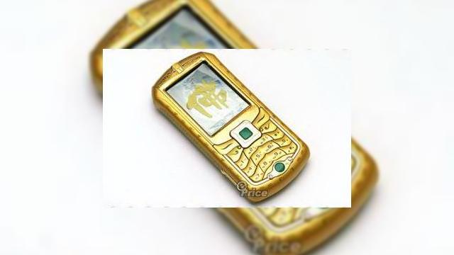 <b>Telefonul aurit Shaolin Budha, o minune high-tech</b>Consider ca anumite firme de design al telefoanelor mobile din China au nevoie de o schimbare de orientarii sau de o restructurare... Astfel nu vom mai avea de-a face cu terminale care arata exact ca niste jucarii ieftine, cum este si cel din imaginea...