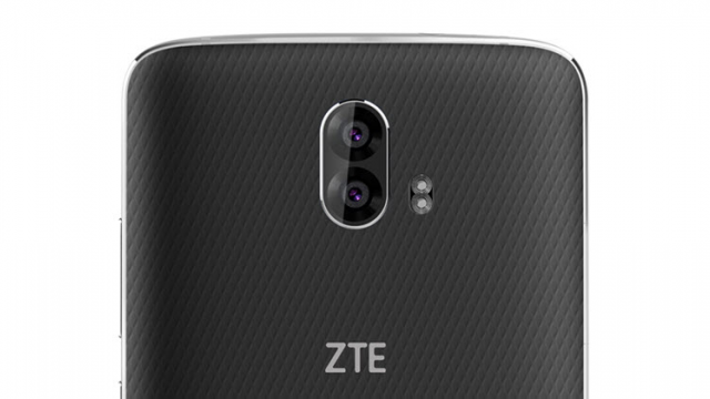 <b>CES 2017; ZTE Blade V8 Pro devine oficial; costă doar 230 dolari și vine cu cameră duală</b>La CES 2017, cei de la ZTE au anunțat printre altele și lansarea smartphone-ului Blade V8 Pro - un terminal ce costă doar 230 dolari și care ne oferă o cameră duală la pachet. Acesta nu se prezintă deloc rău nici pe partea hardware, dar design-ul nu este