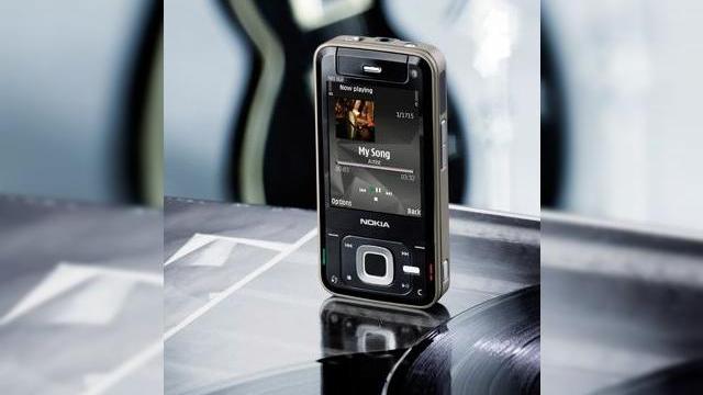 <b>Nokia N-Gage amanat pana in 2008</b>Va anuntasem cu cateva zile in urma ca posesorii unui Nokia N81 vor avea ocazia sa testeze in premiera platforma de gaming N-Gage, printr-un preview numit Nokia N-Gage First Access. Ei bine, se pare ca gigantul finlandez s-a razgandit, amanandu-si...
