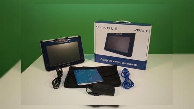 <b>CES 2008: VPAD, un videotelefon pentru persoanele cu probleme de auz</b>Serviciile de Video Relay sunt o metoda excelenta pentru persoanele cu probleme de auz, sau care si-au pierdut auzul, de a folosi videotelefoane. Pe scurt, pe lista de specificatii a acestor terminale se afla un interpret in timp real in secventa de date...